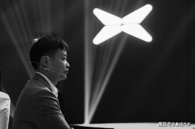 三明一名六旬老年人晕倒家中 消防人员破拆救人